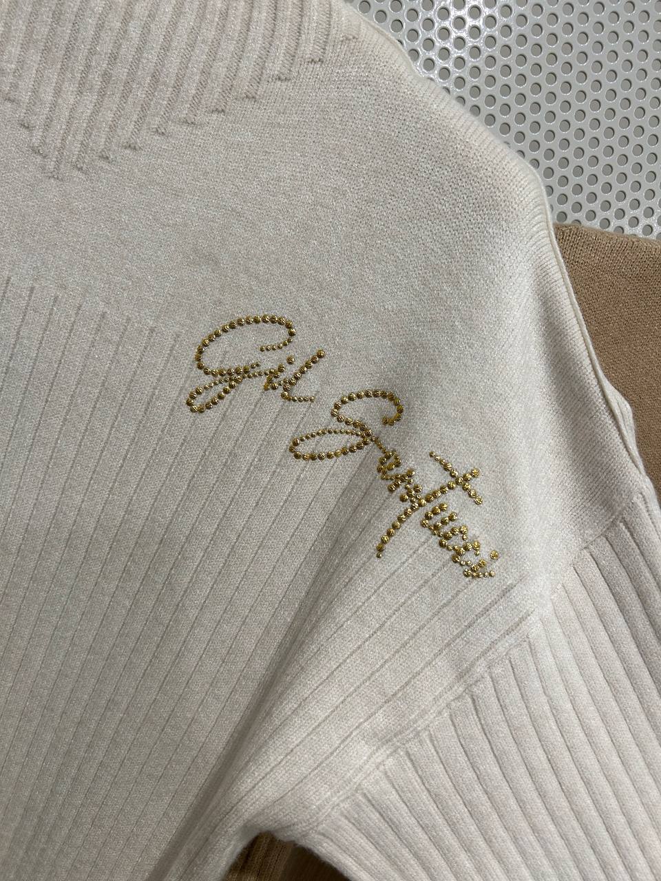 Фото Gil Santucci