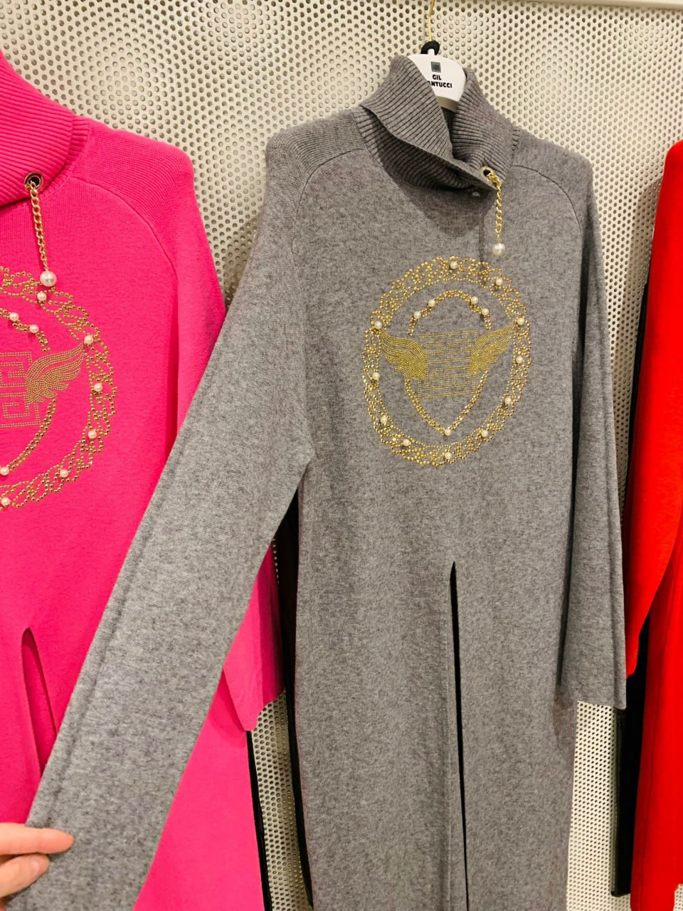 Фото Gil Santucci