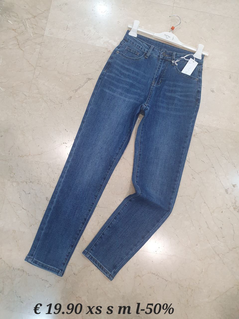 Фото New J