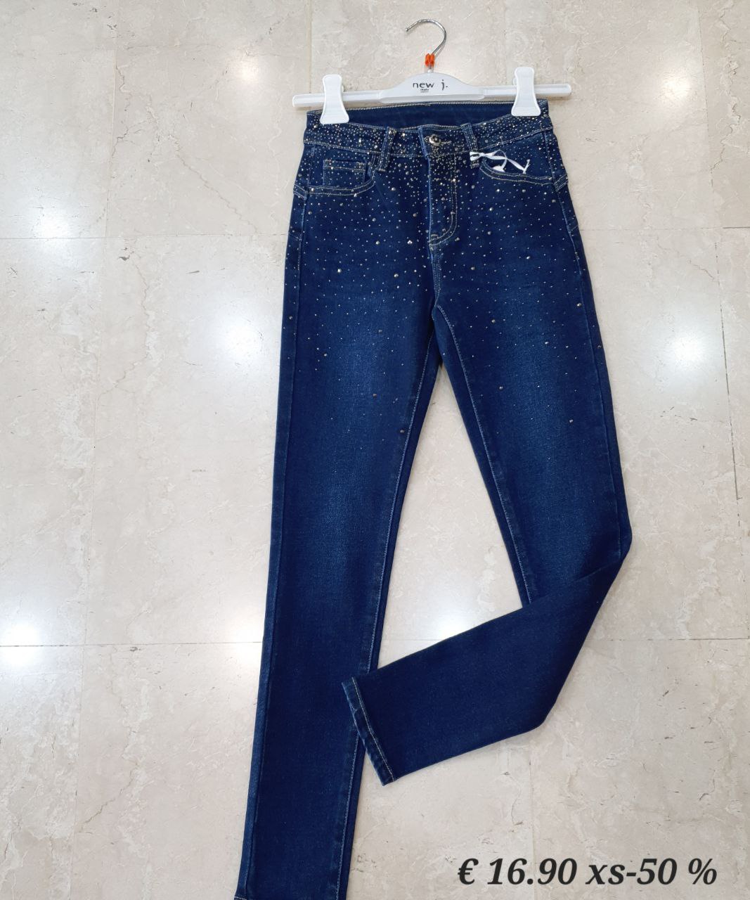 Фото New J