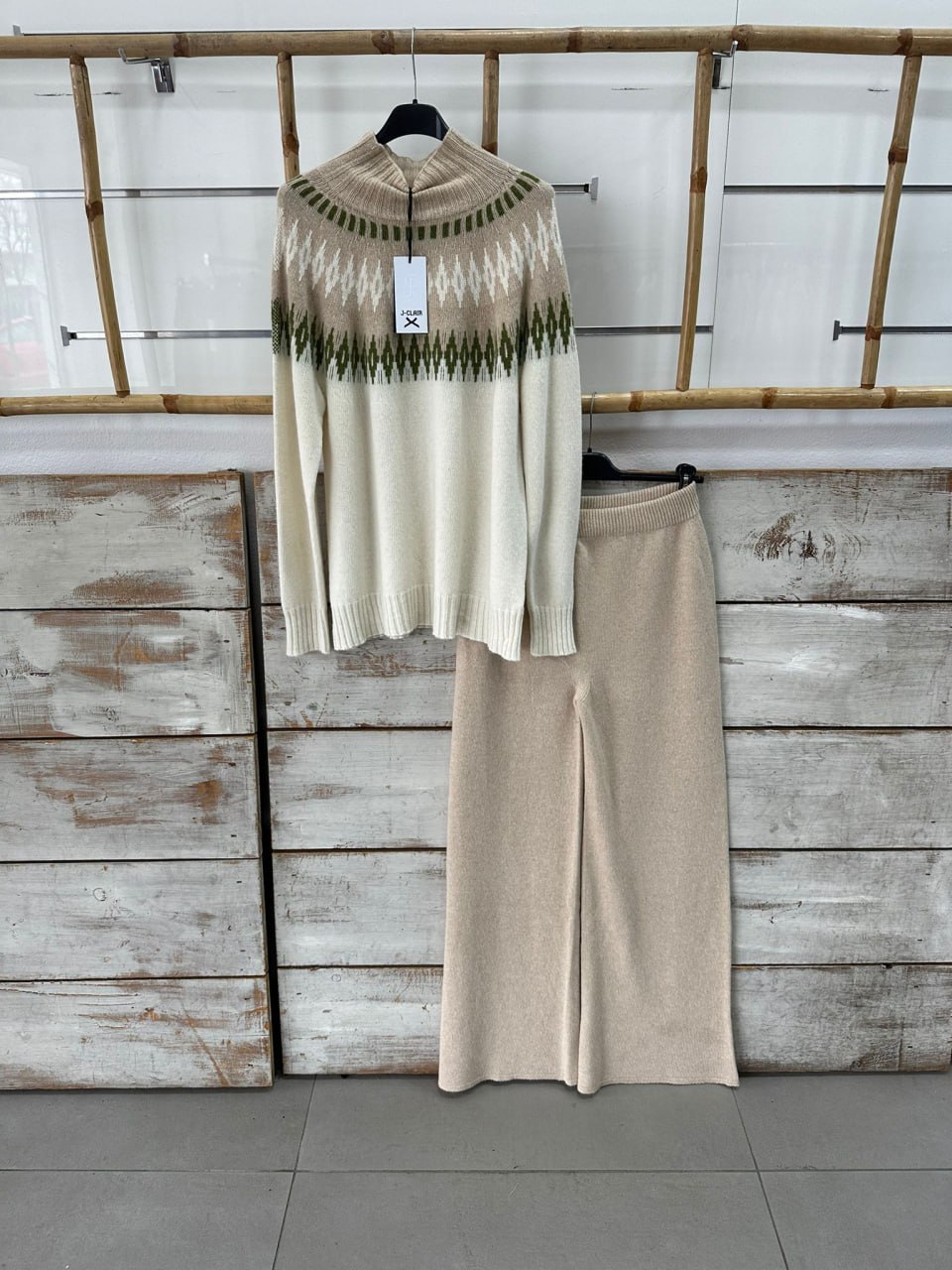 Фото Joie Clair (J-Clair)