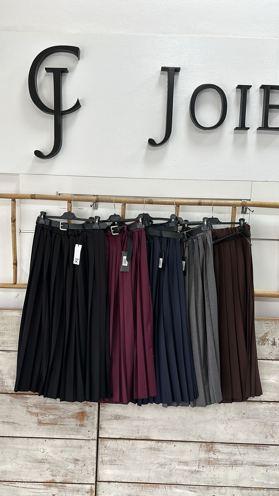 Фото Joie Clair (J-Clair)