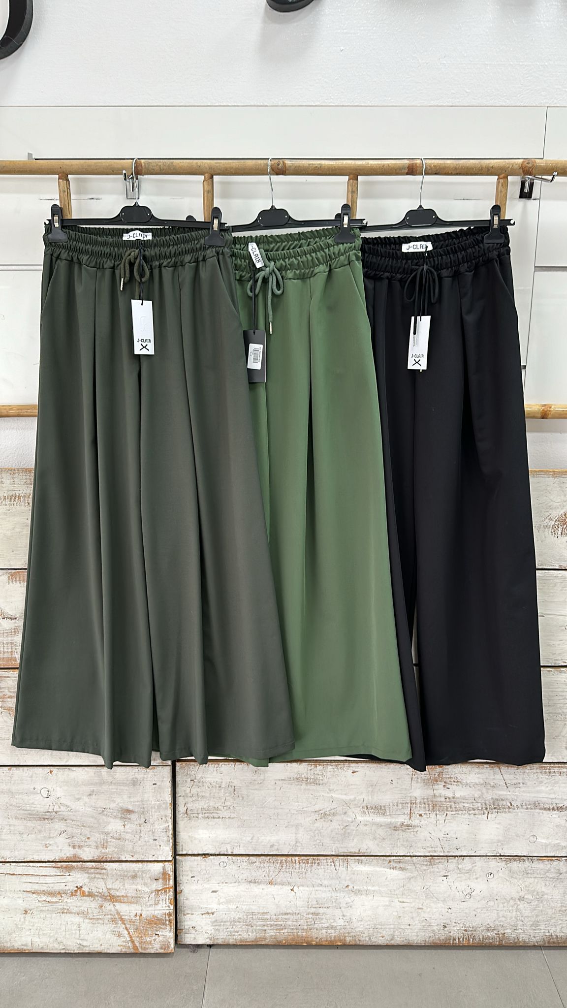 Фото Joie Clair (J-Clair)