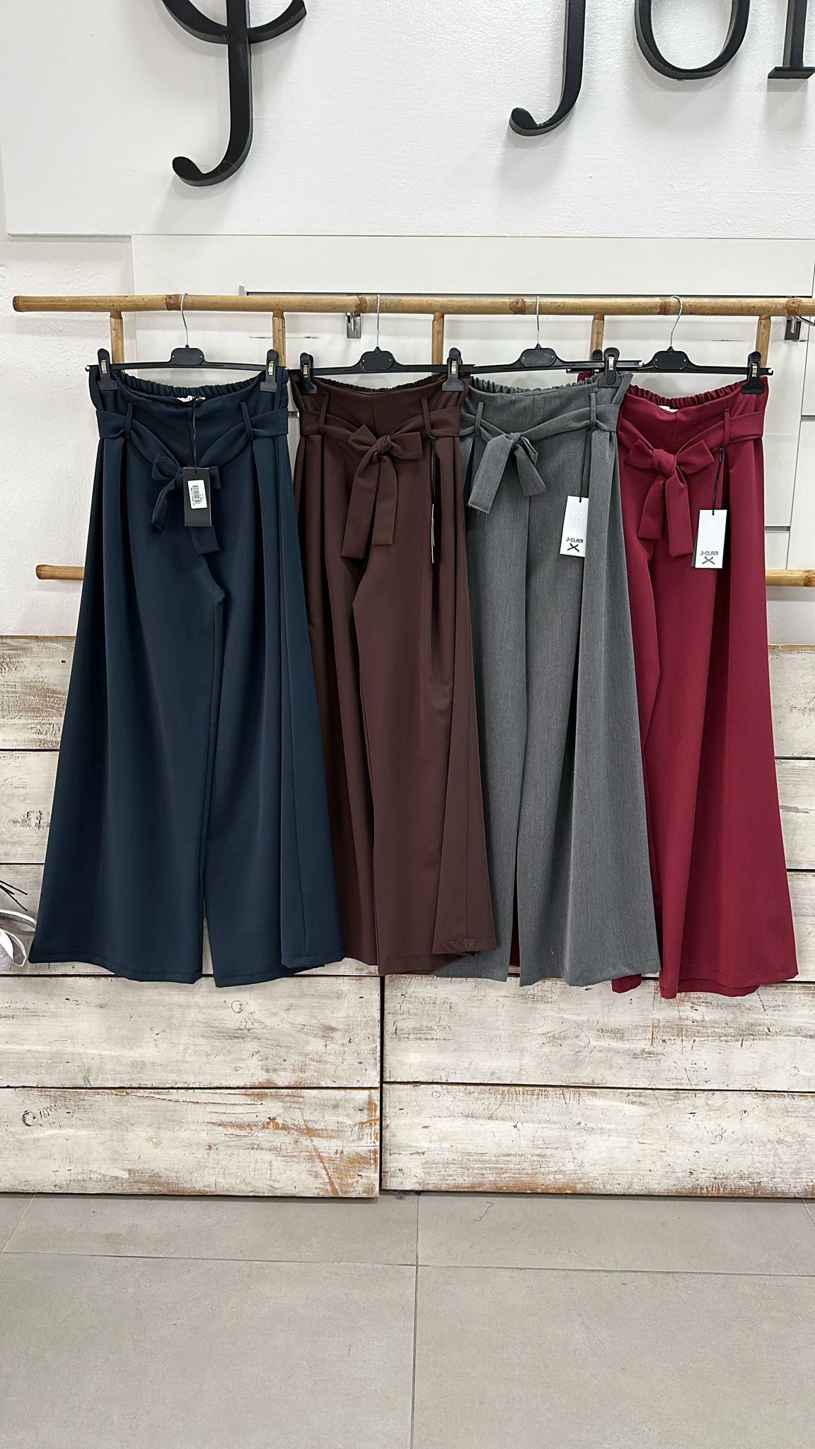 Фото Joie Clair (J-Clair)