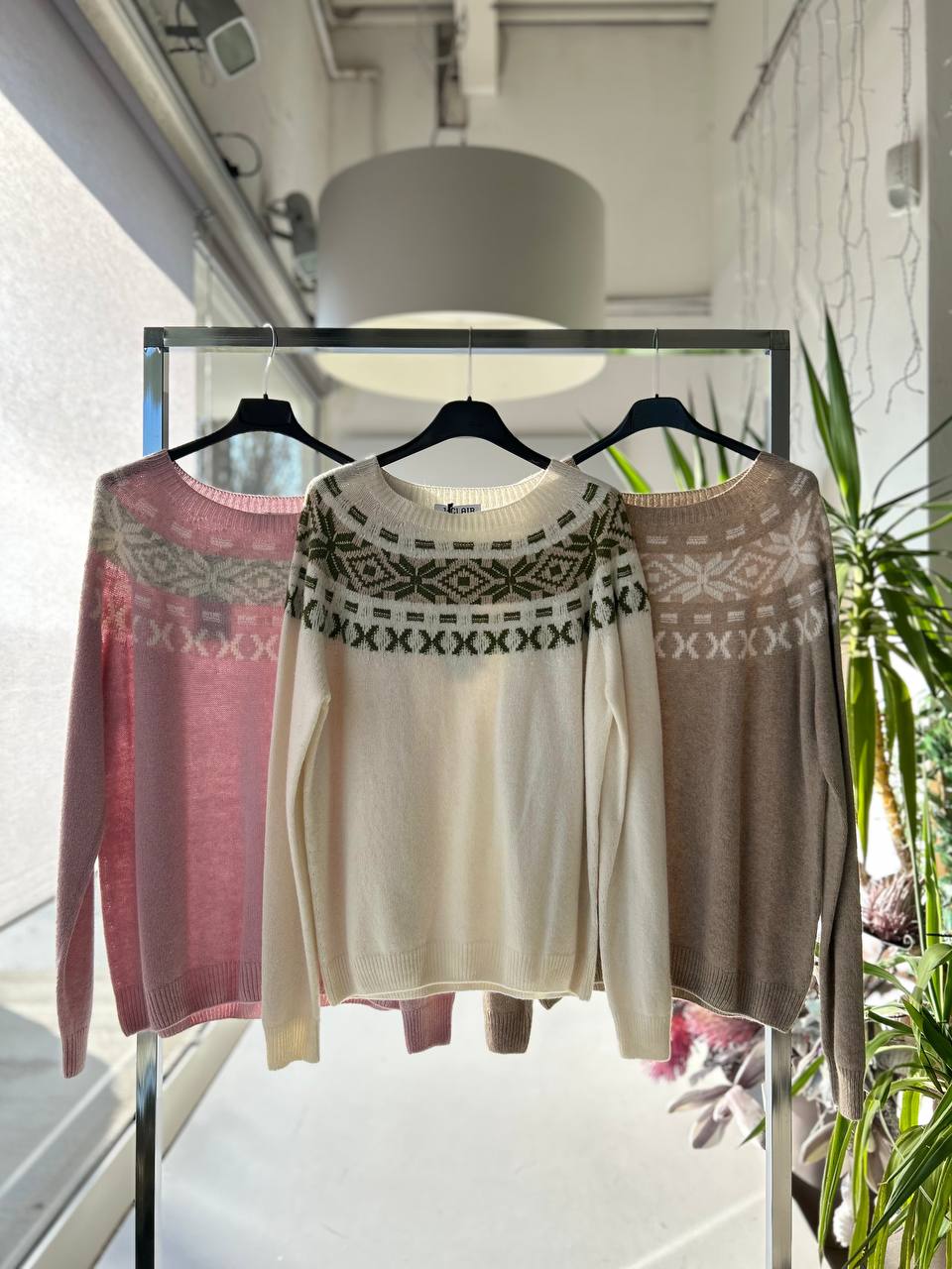 Фото Joie Clair (J-Clair)