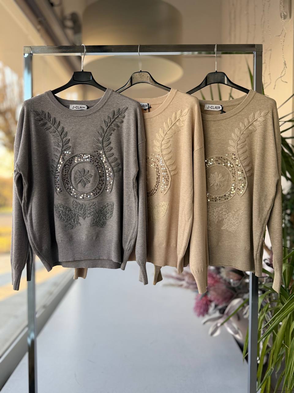 Фото Joie Clair (J-Clair)