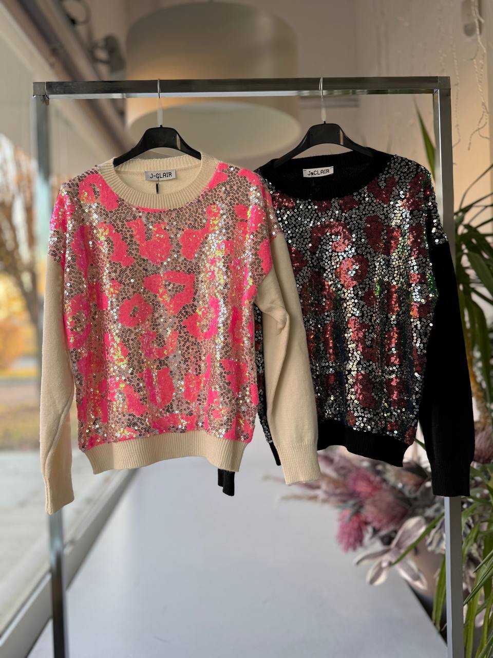 Фото Joie Clair (J-Clair)