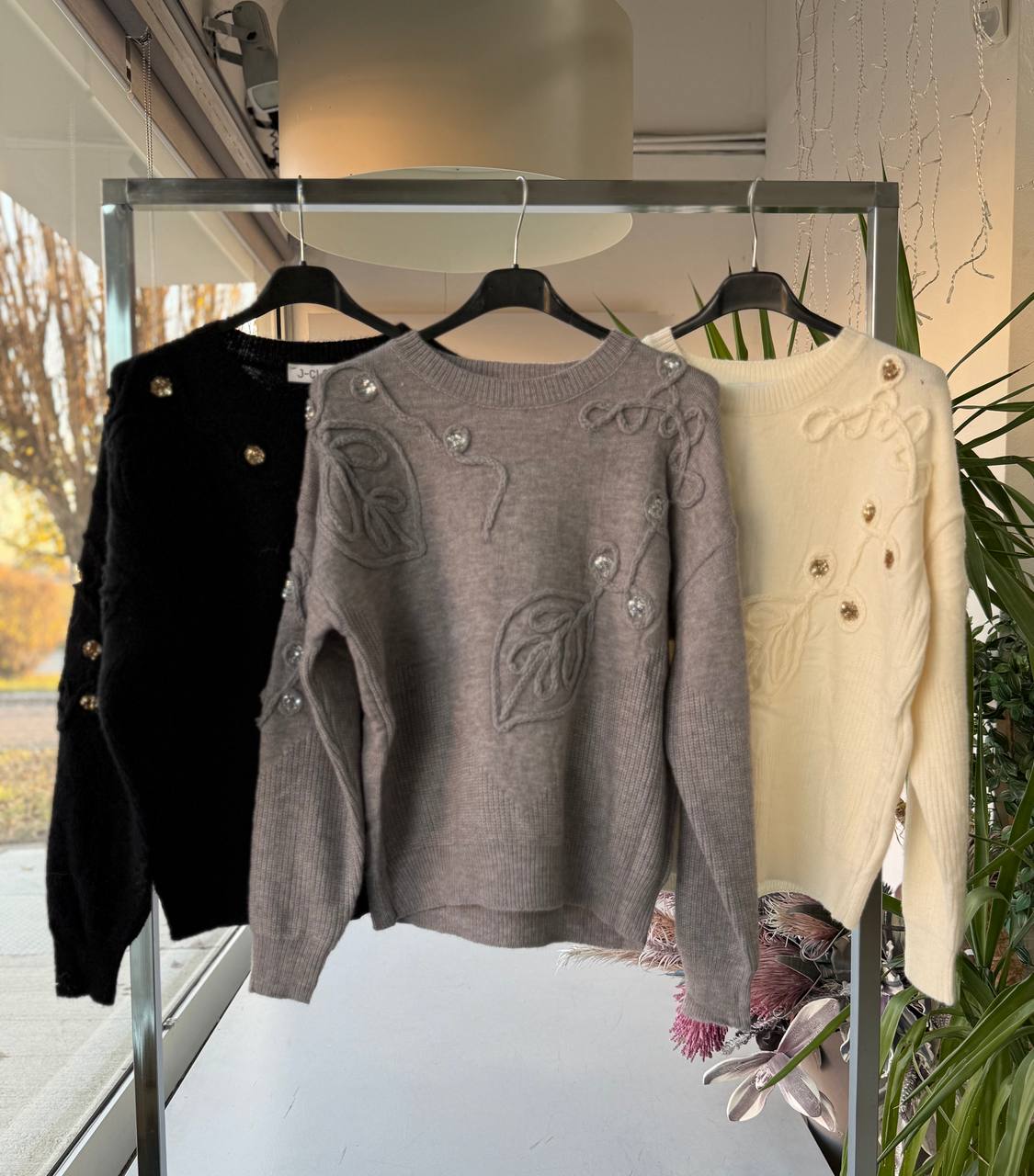 Фото Joie Clair (J-Clair)