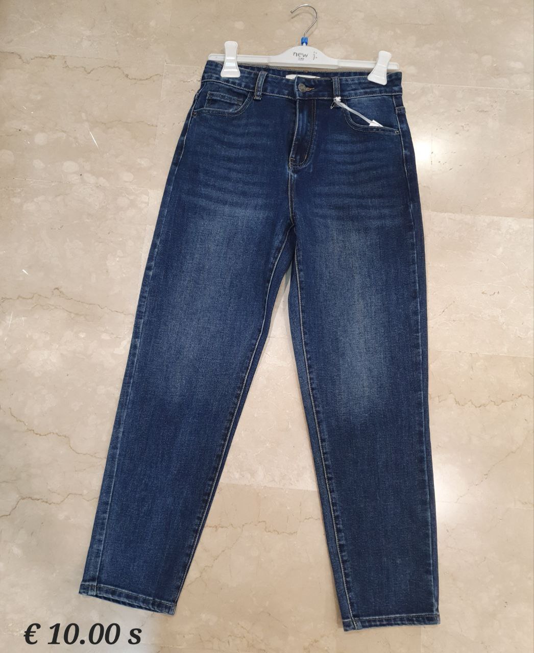 Фото New J