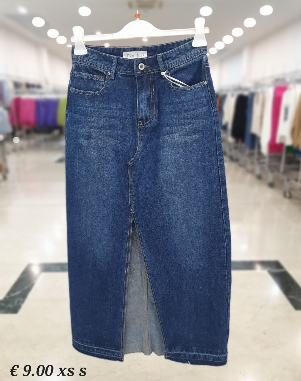 Фото New J