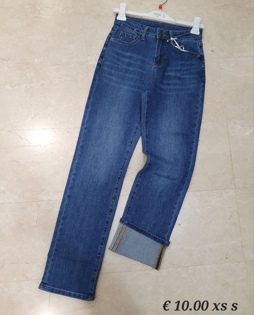 Фото New J