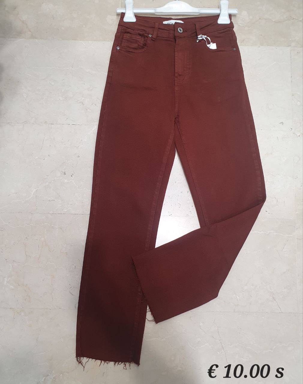 Фото New J