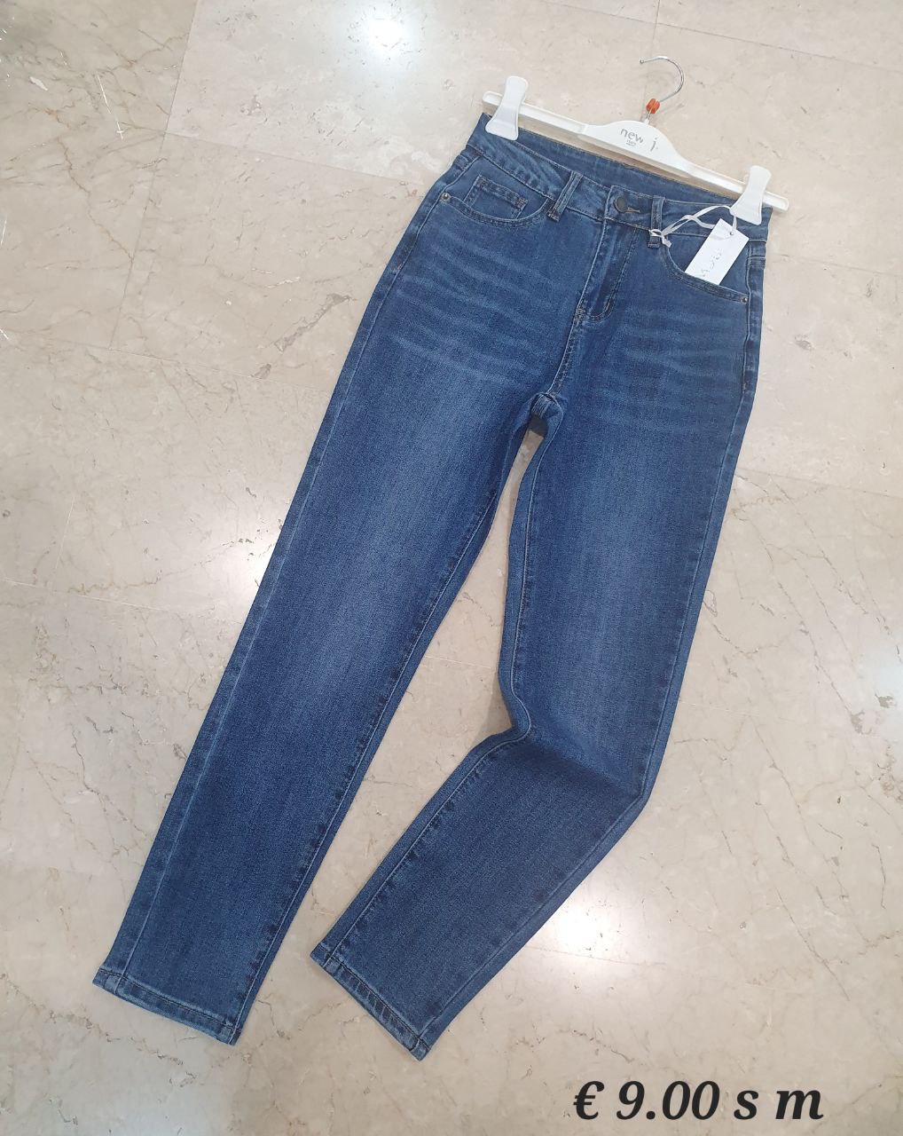 Фото New J