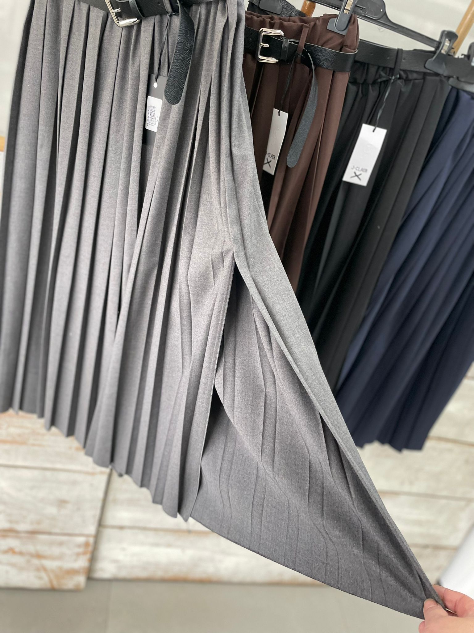 Фото Joie Clair (J-Clair)