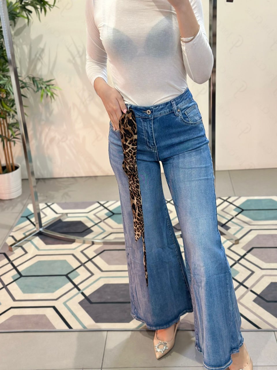 Фото Joie Clair (J-Clair)