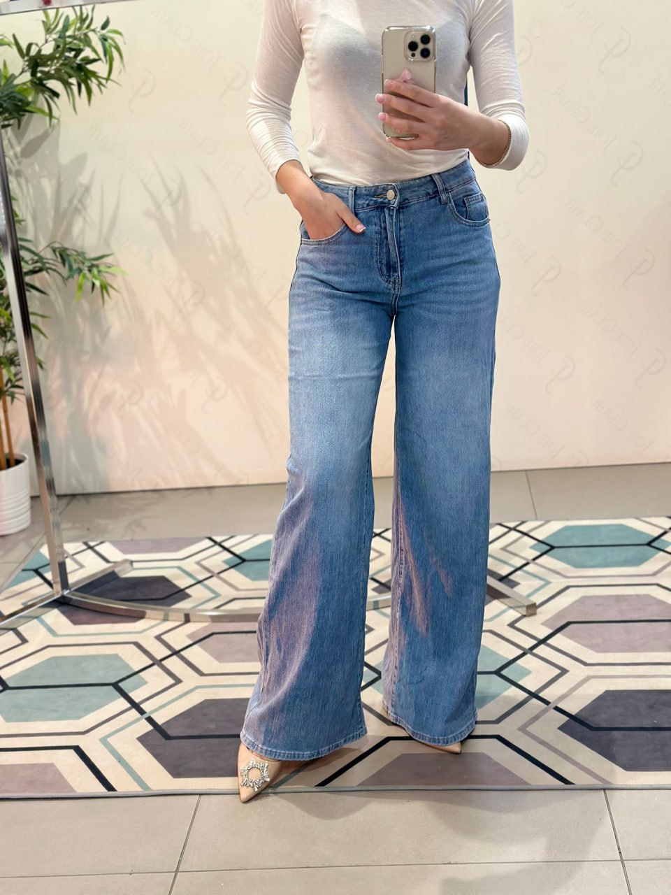 Фото Joie Clair (J-Clair)
