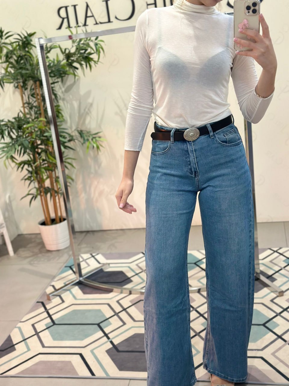 Фото Joie Clair (J-Clair)