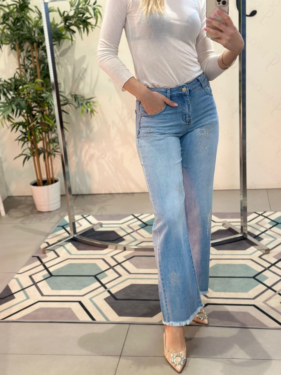 Фото Joie Clair (J-Clair)