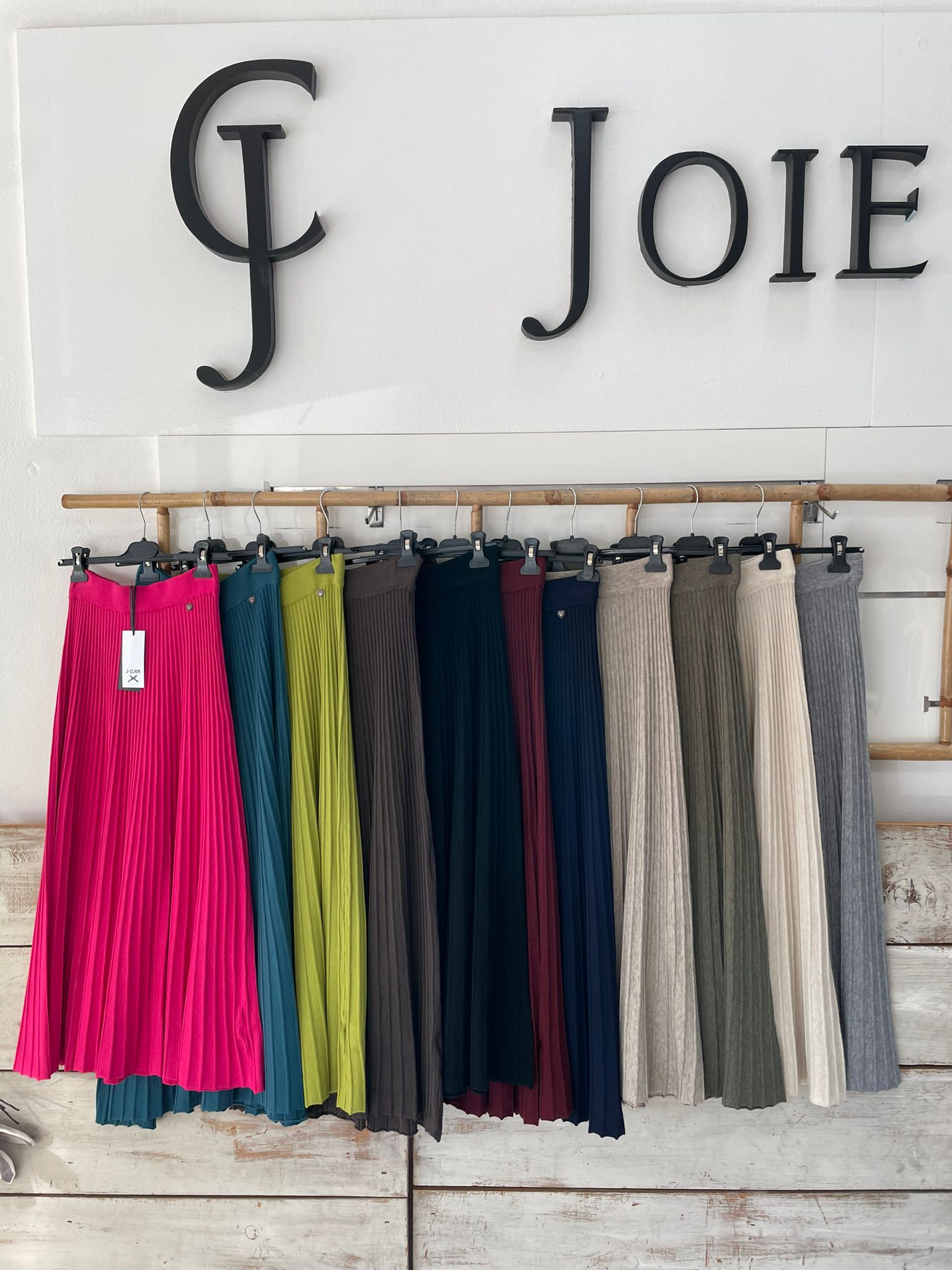 Фото Joie Clair (J-Clair)