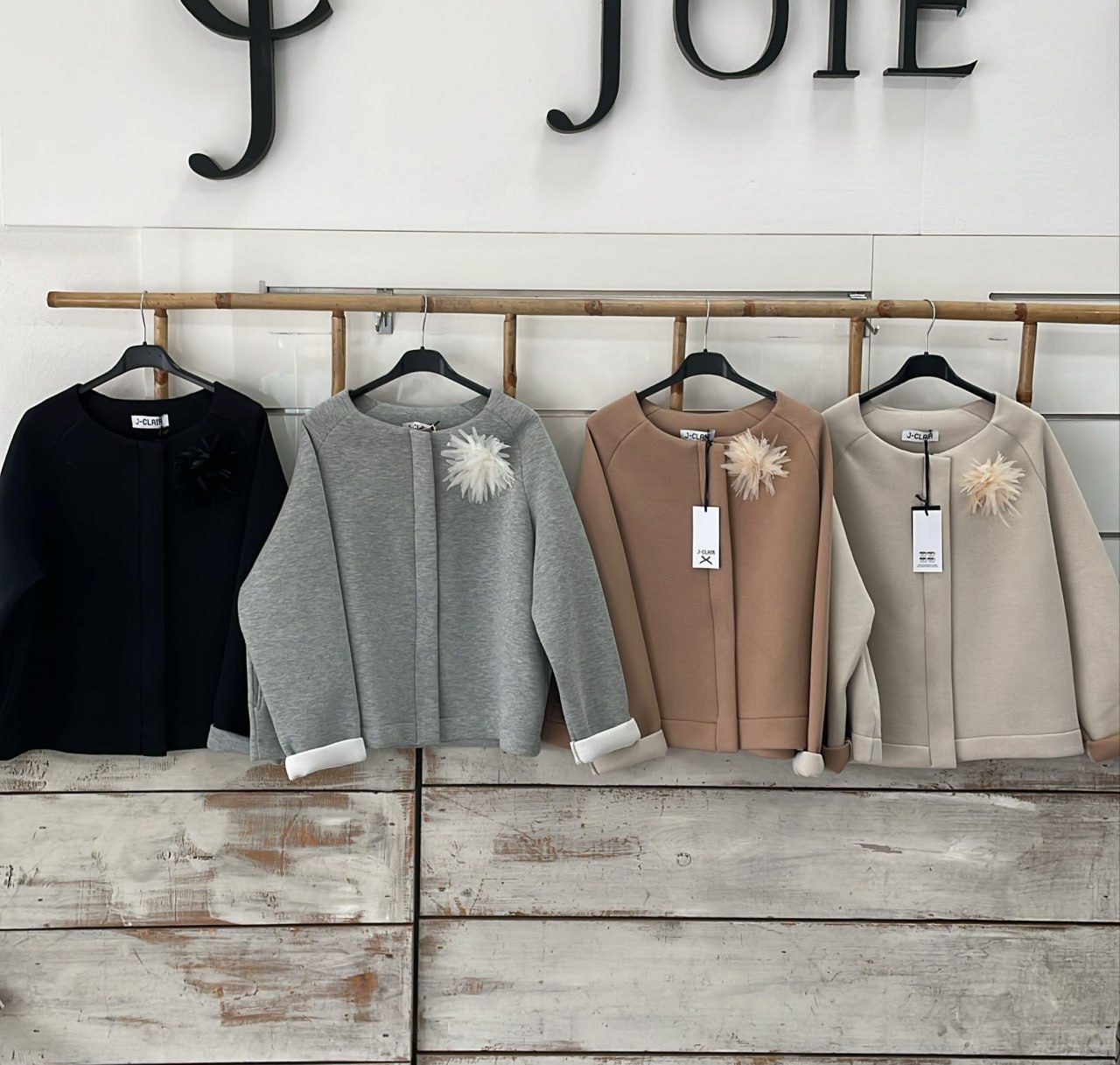 Фото Joie Clair (J-Clair)
