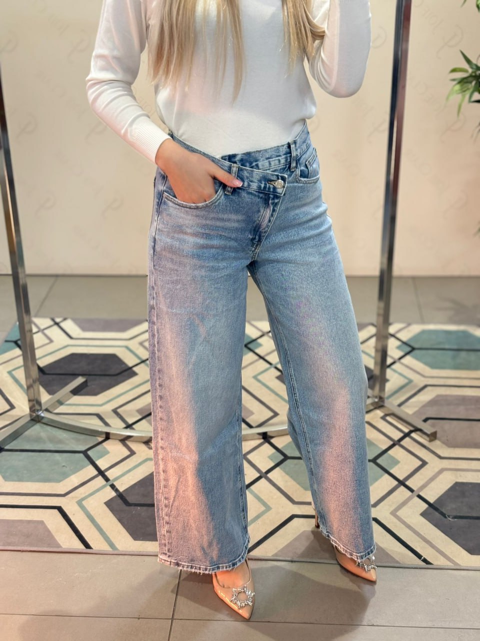 Фото Joie Clair (J-Clair)
