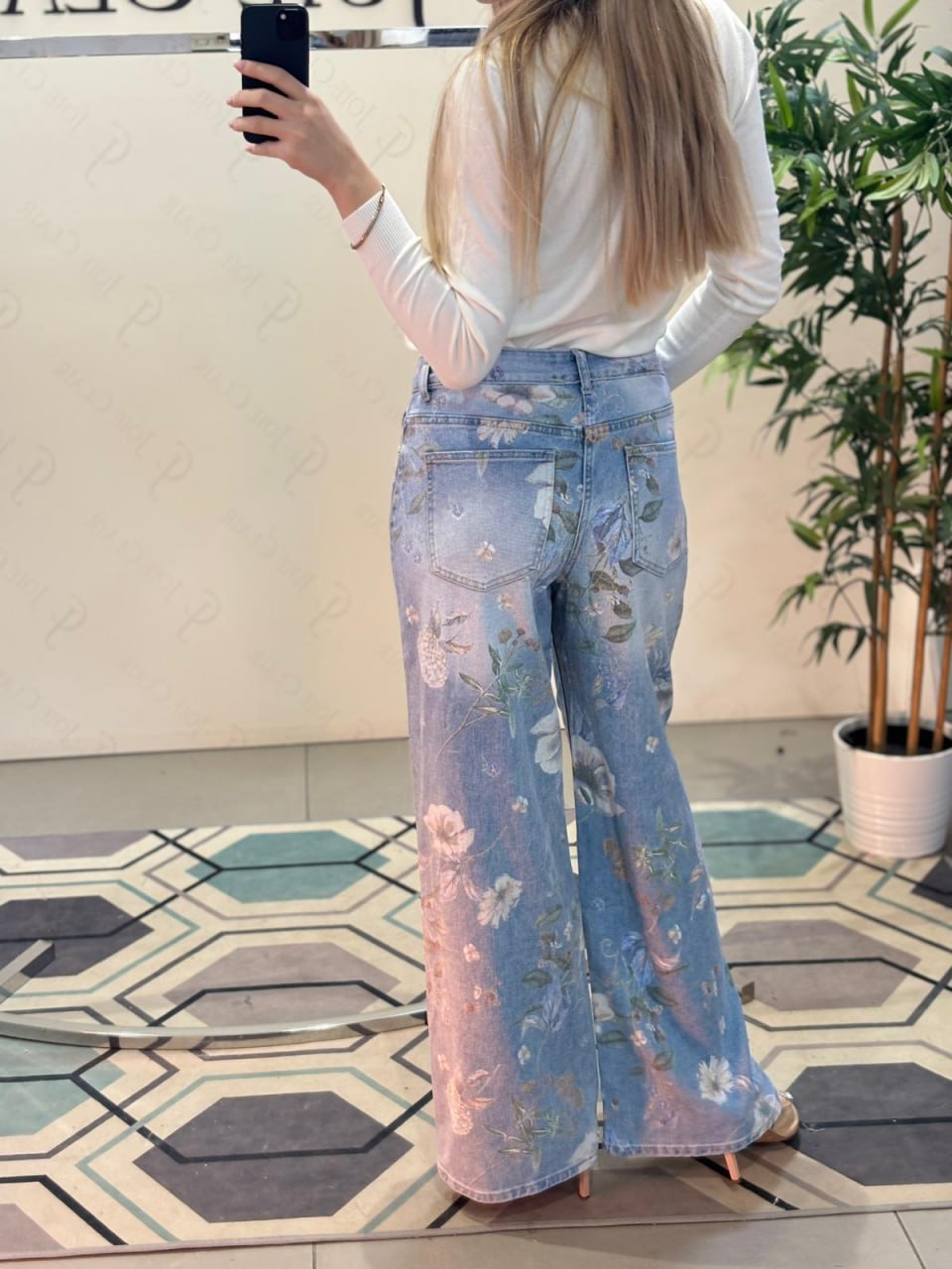 Фото Joie Clair (J-Clair)