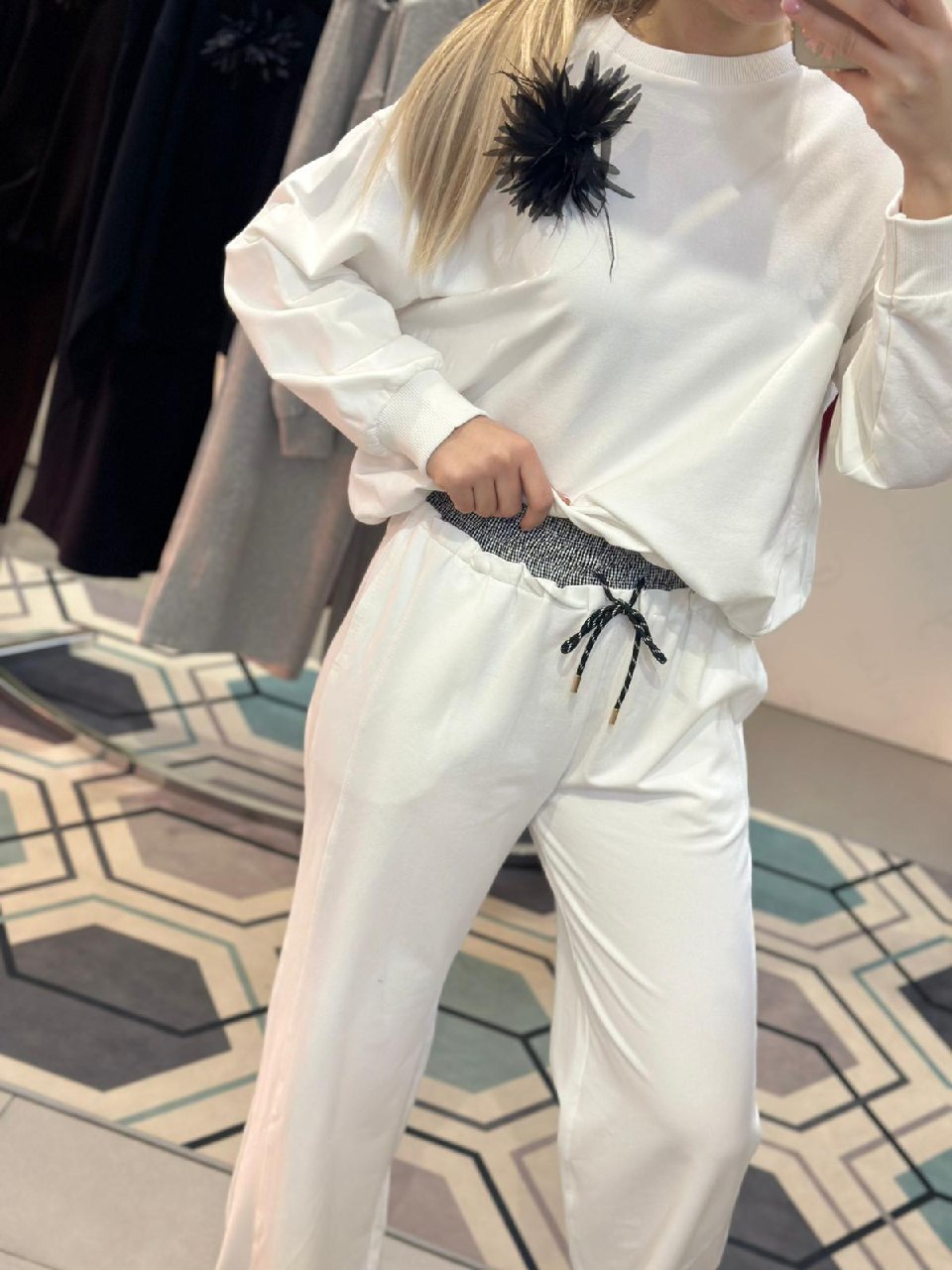 Фото Joie Clair (J-Clair)
