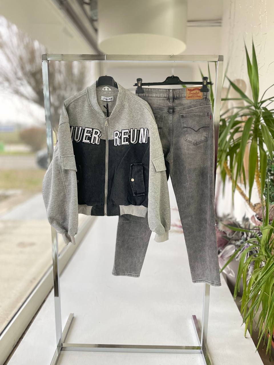 Фото Joie Clair (J-Clair)