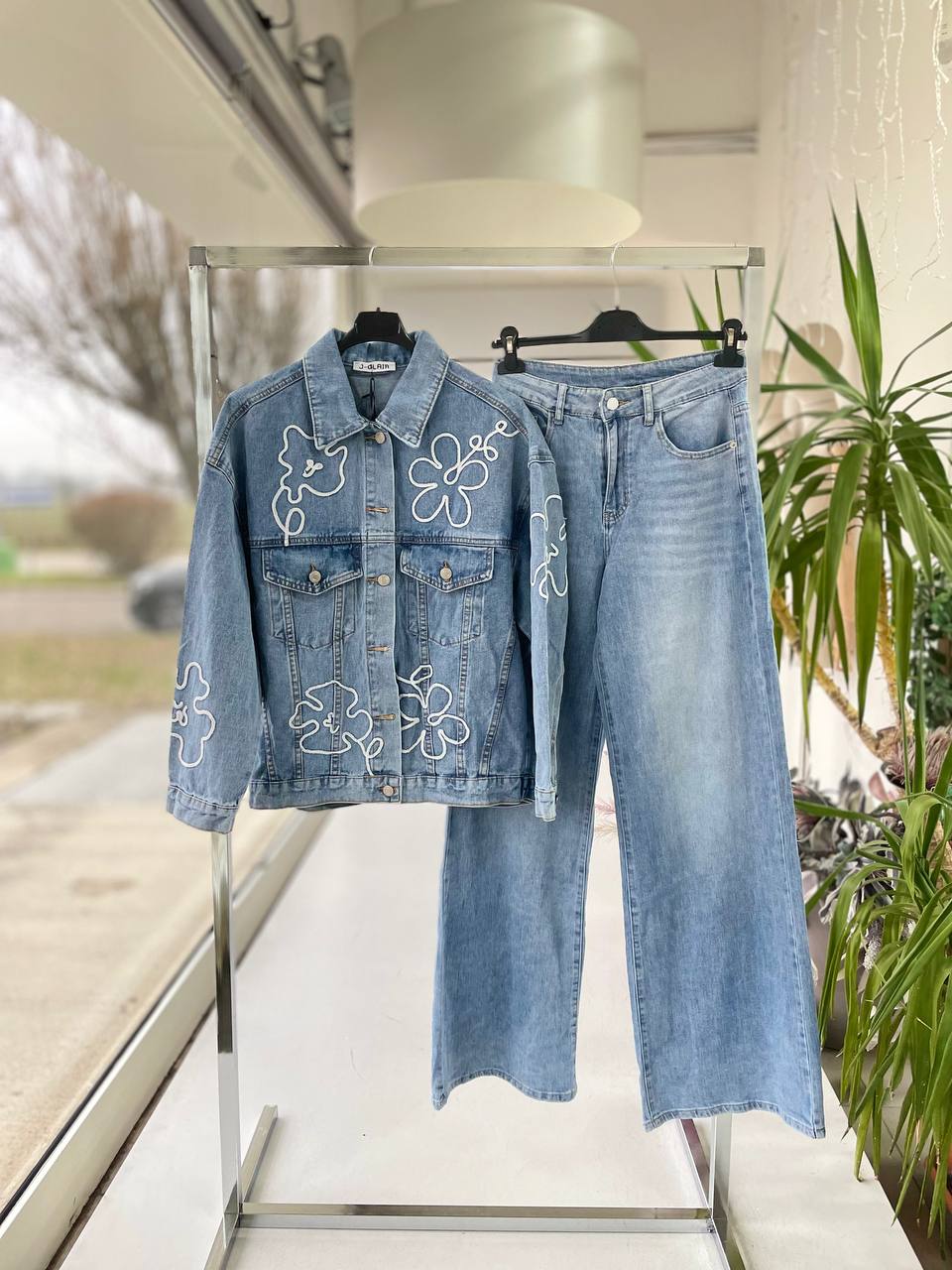 Фото Joie Clair (J-Clair)