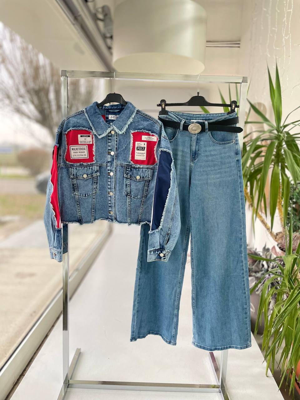 Фото Joie Clair (J-Clair)