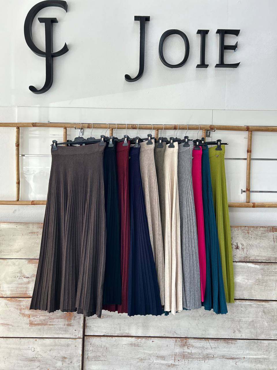 Фото Joie Clair (J-Clair)