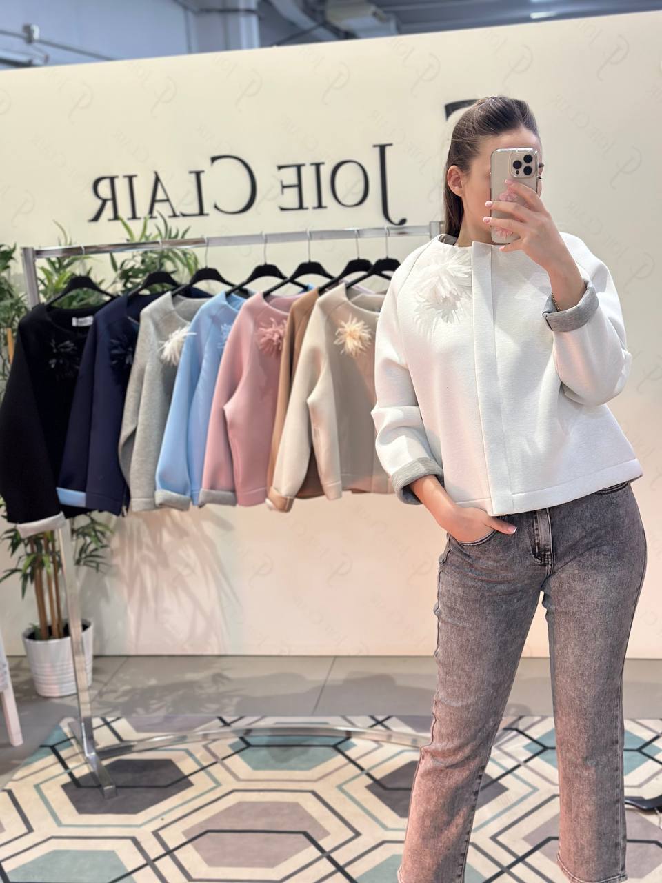 Фото Joie Clair (J-Clair)