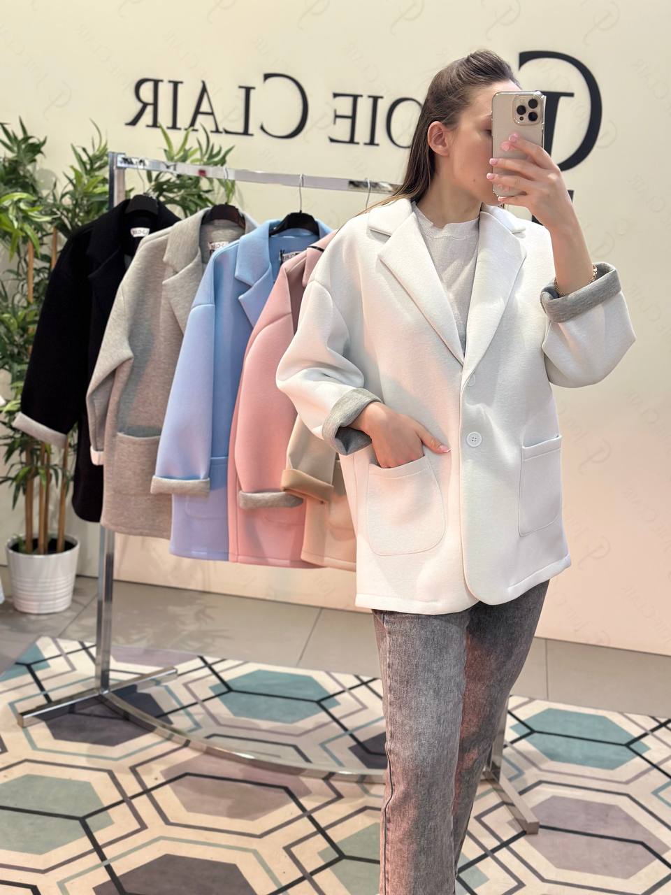 Фото Joie Clair (J-Clair)