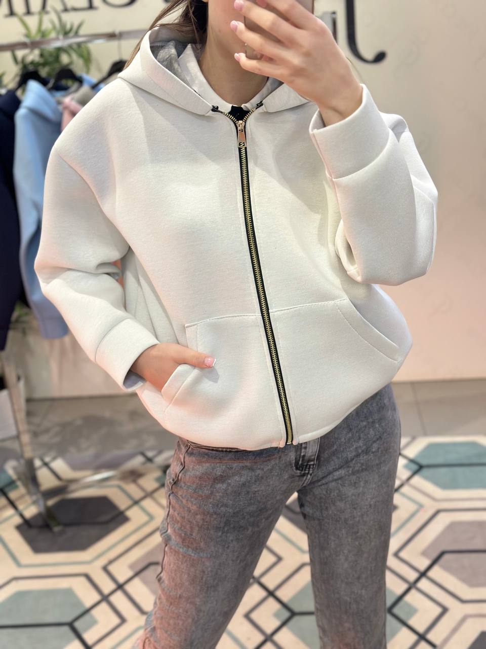 Фото Joie Clair (J-Clair)