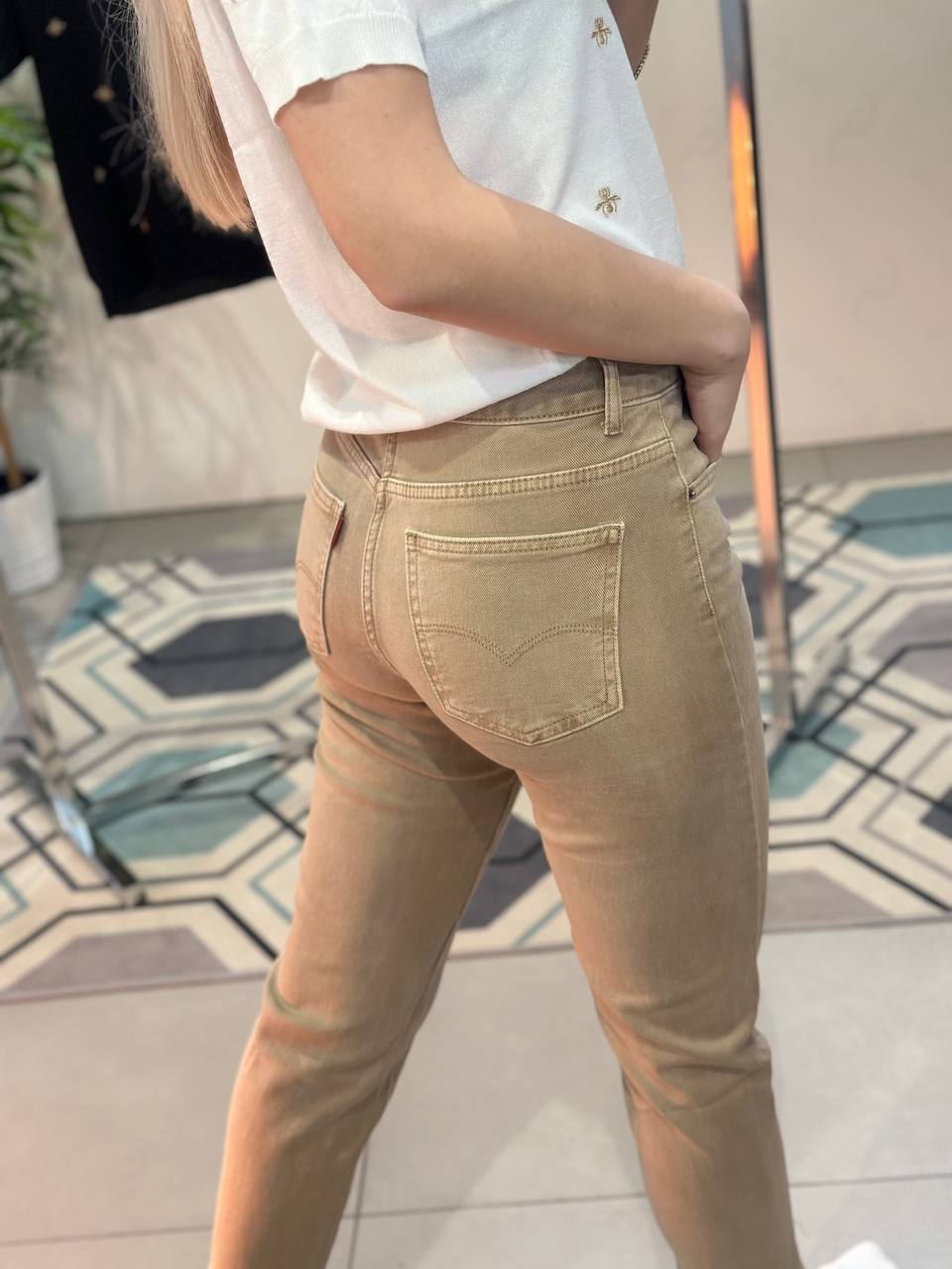 Фото Joie Clair (J-Clair)