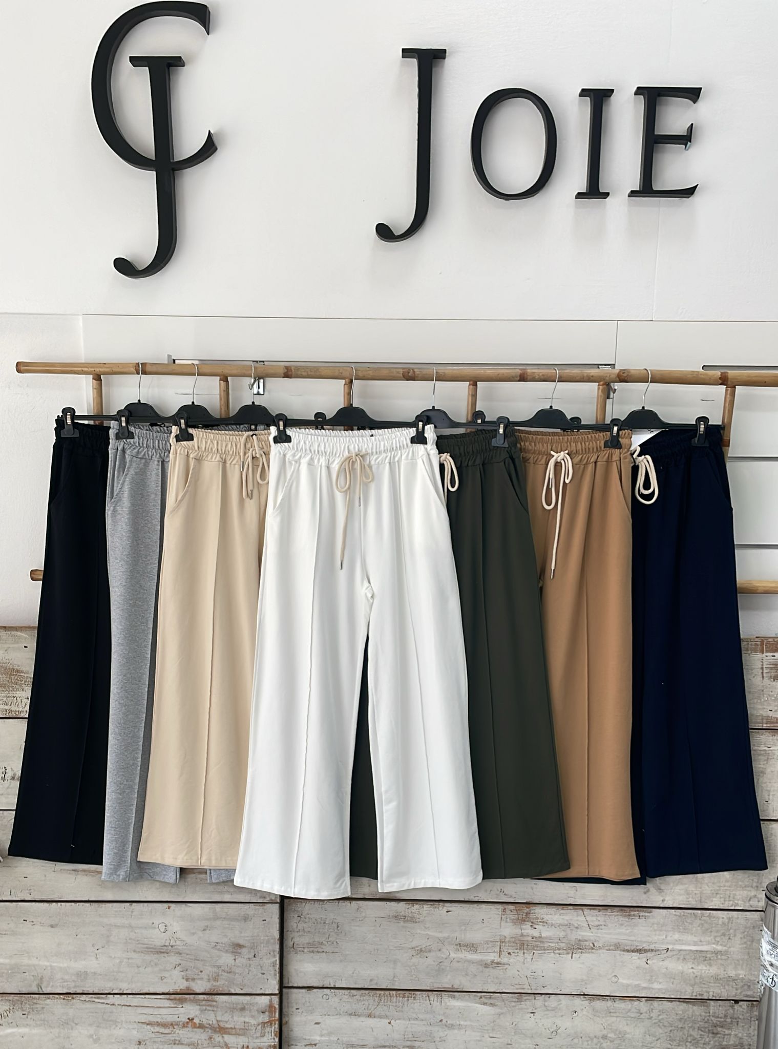 Фото Joie Clair (J-Clair)
