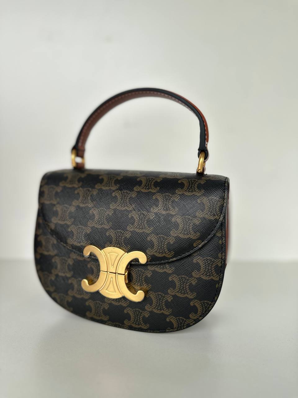 Фото Leather Country