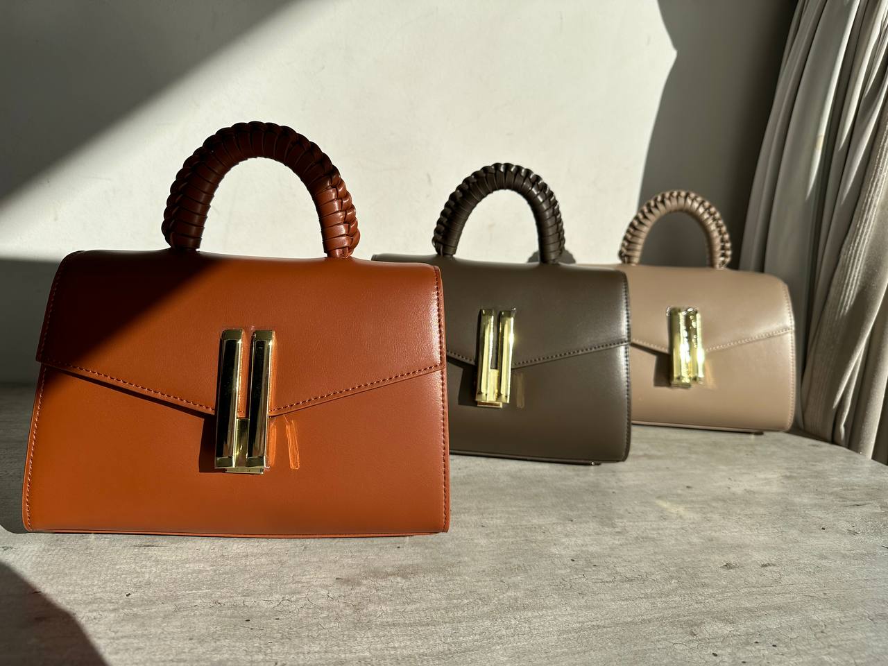 Фото Leather Country