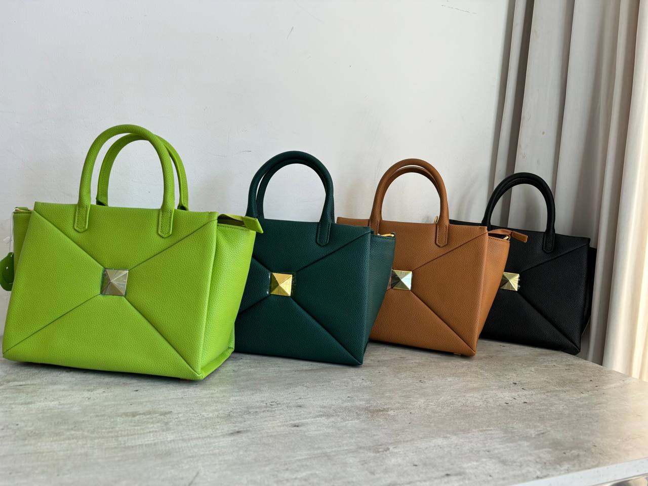 Фото Leather Country