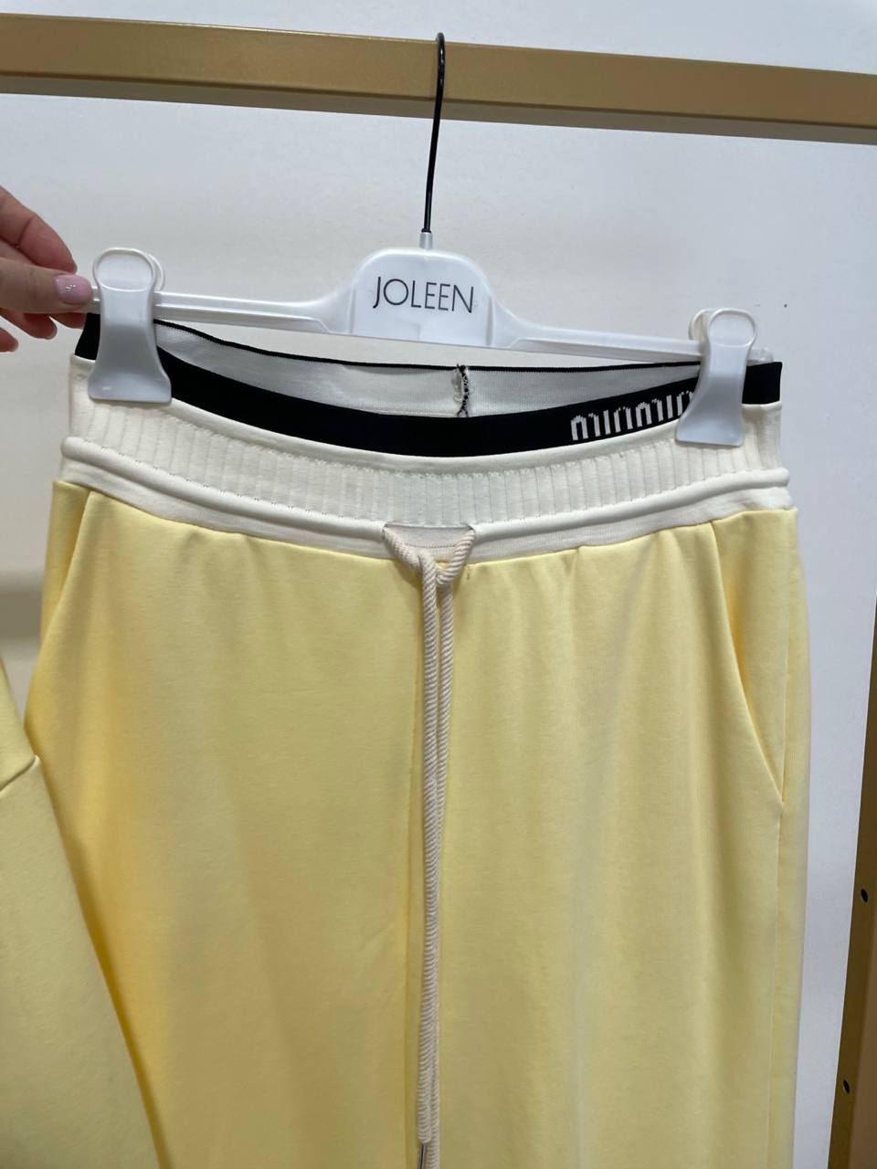 Фото Joleen