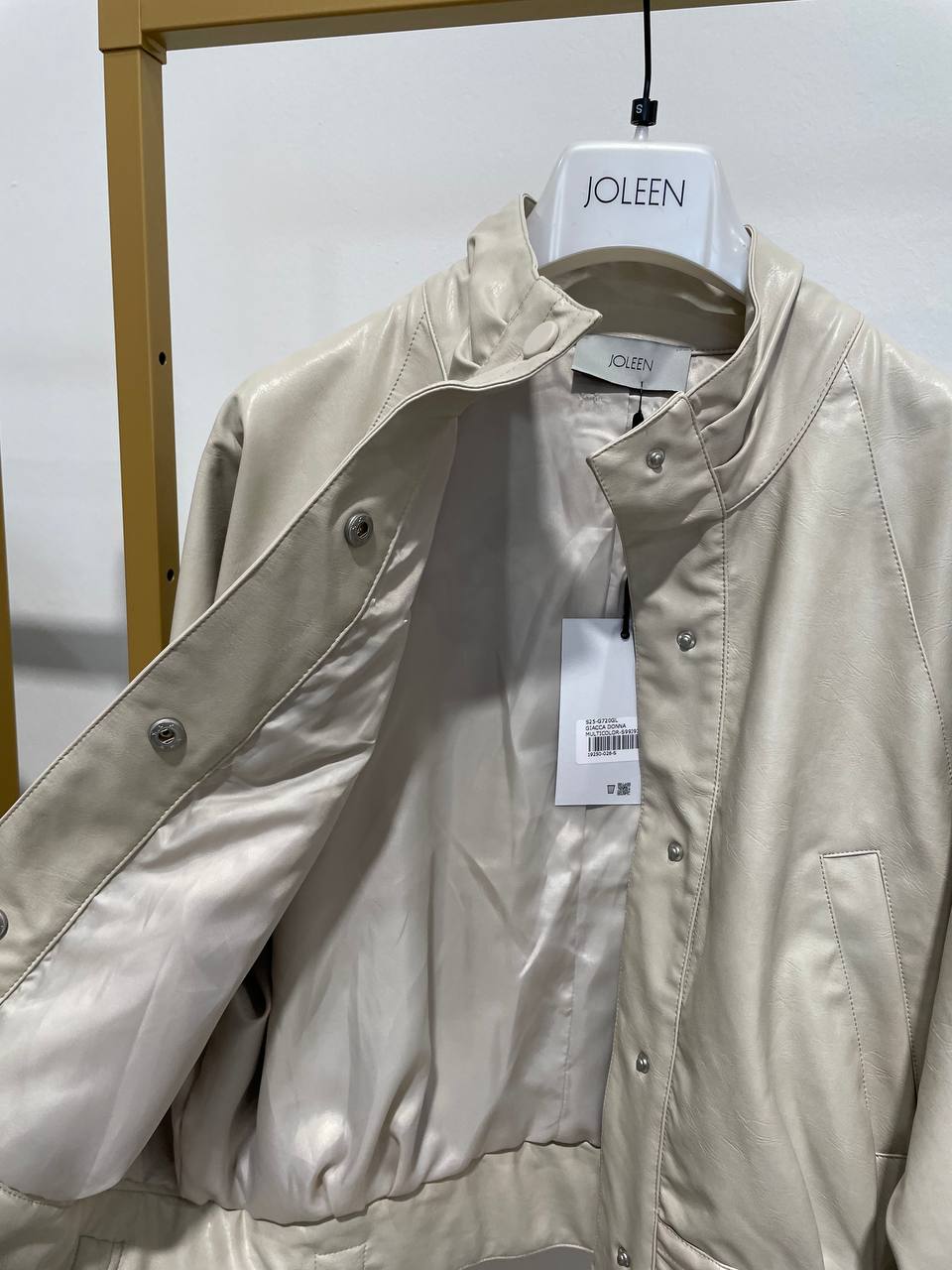Фото Joleen