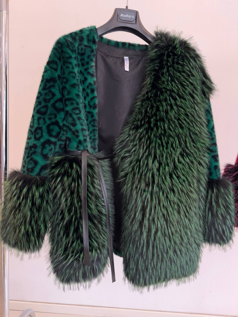 Фото Kitana (Rinascimento, Большие размеры)