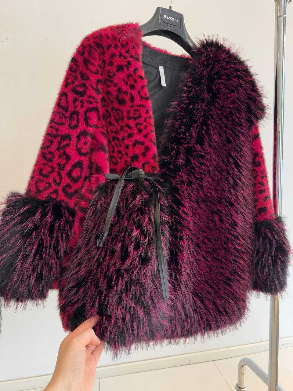 Фото Kitana (Rinascimento, Большие размеры)