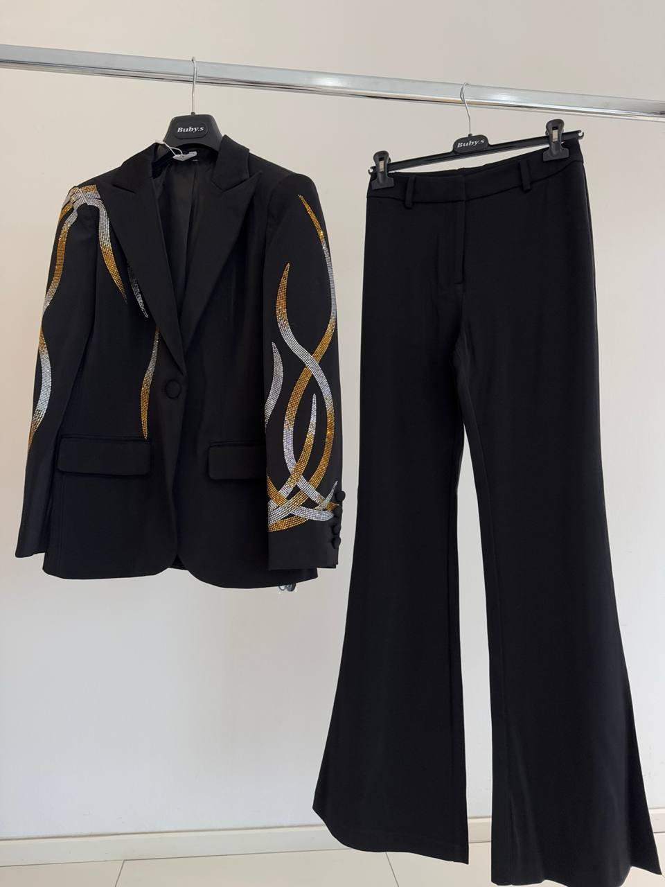 Фото Kitana (Rinascimento, Большие размеры)