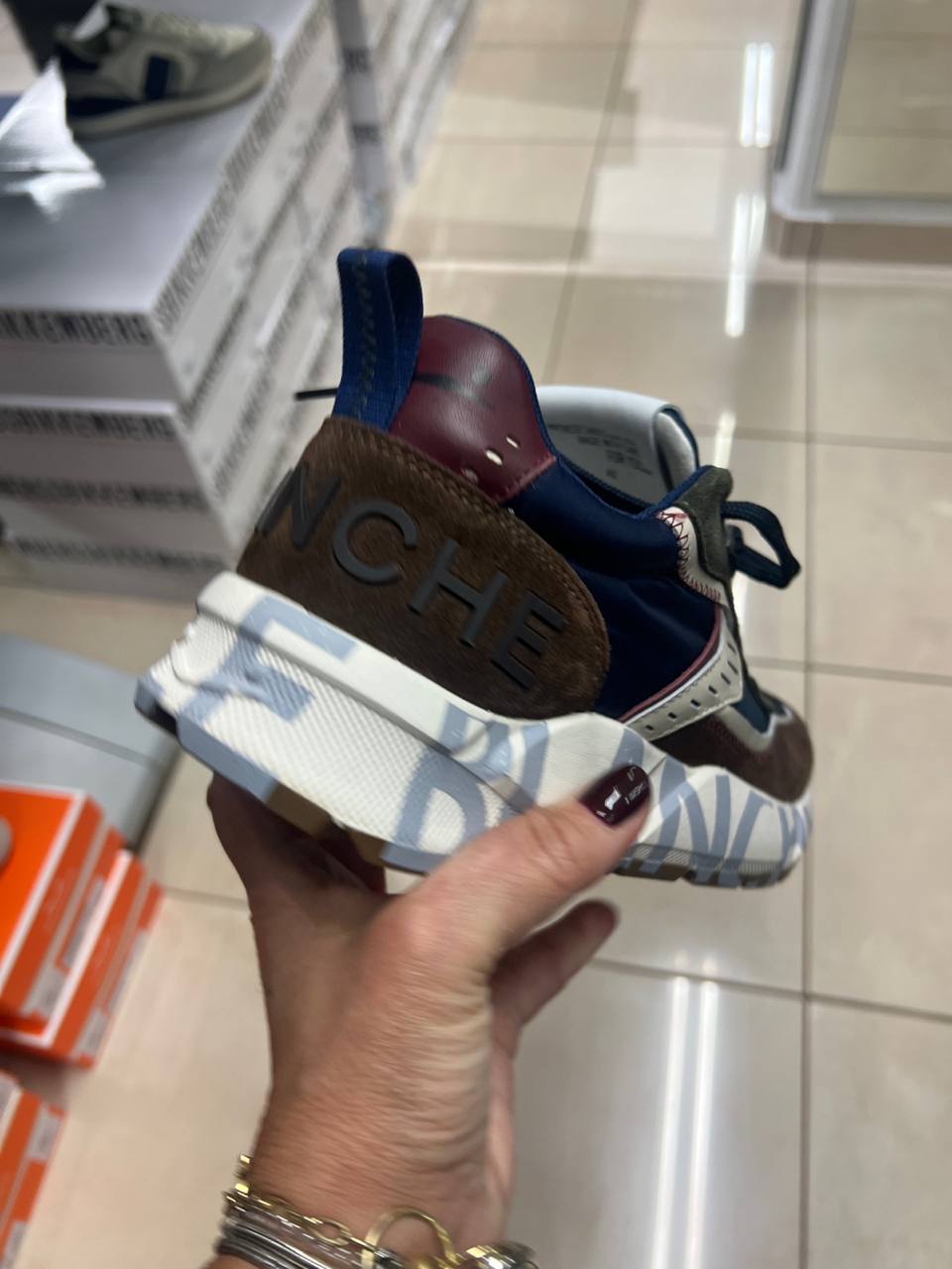 Фото Outlet