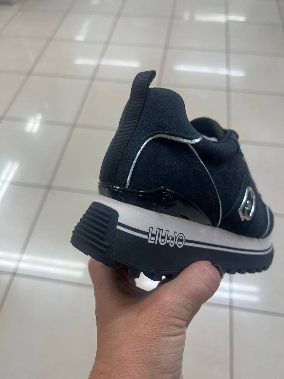 Фото Outlet