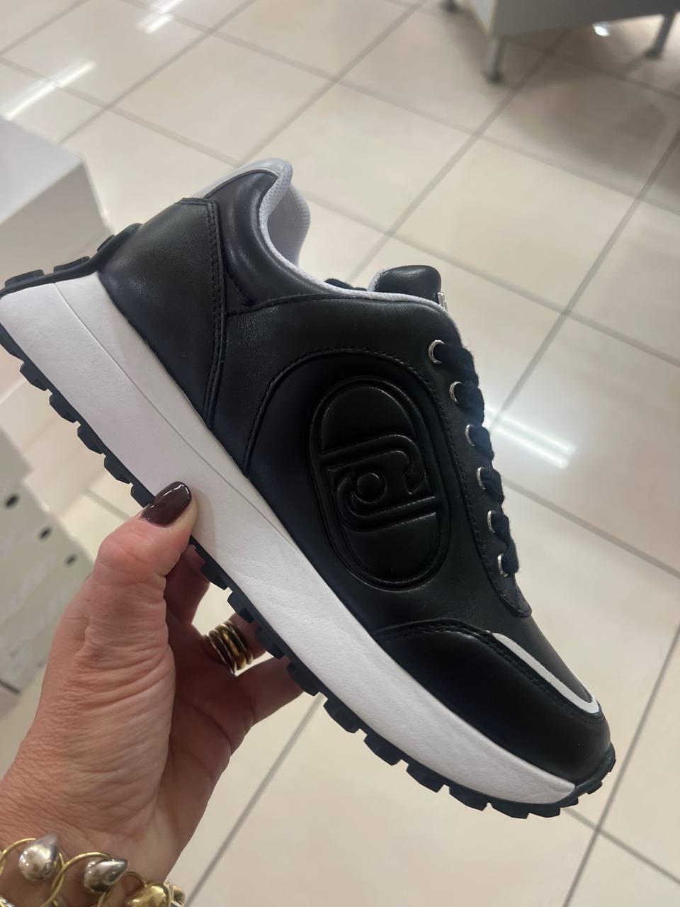 Фото Outlet