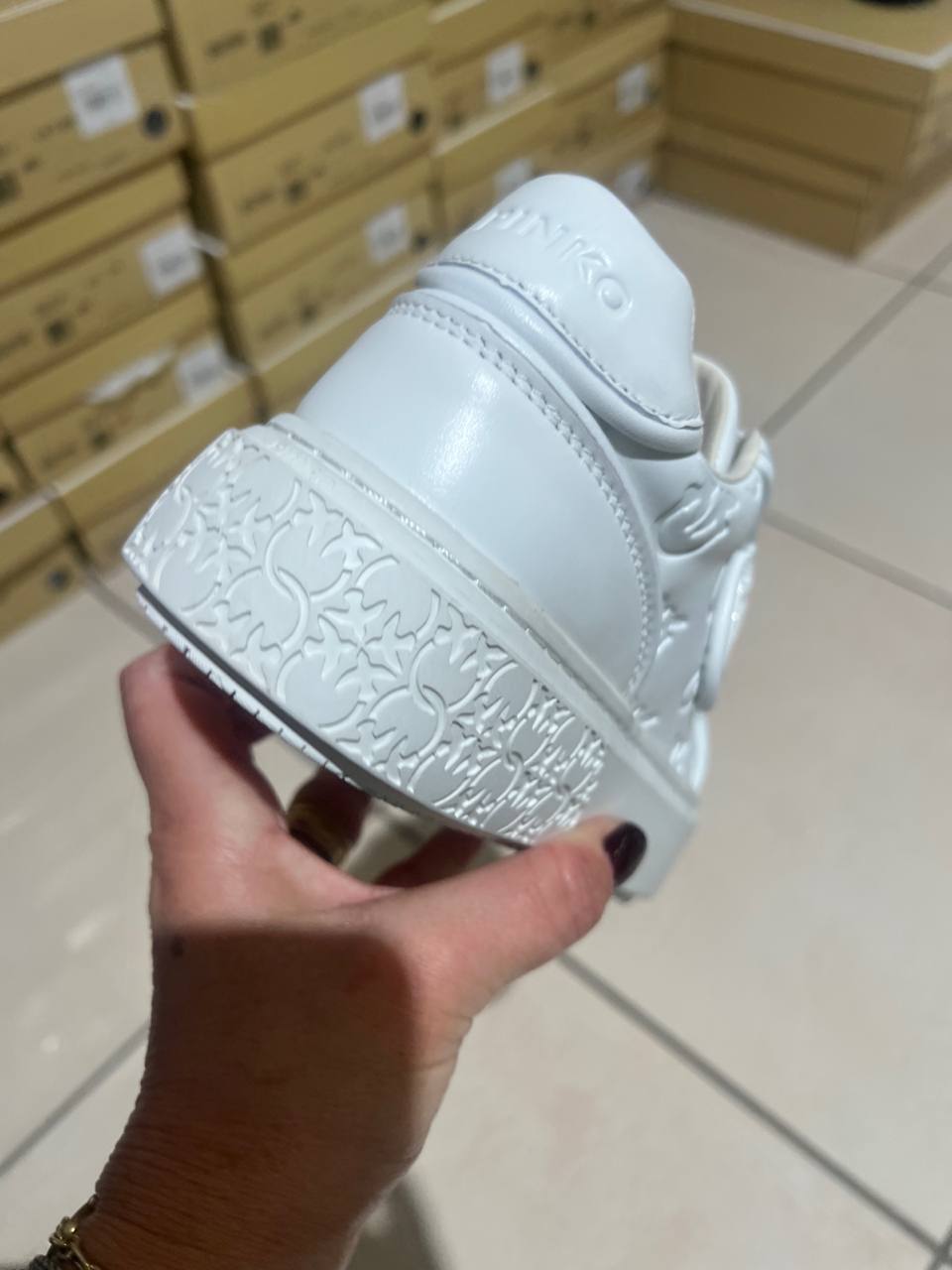 Фото Outlet