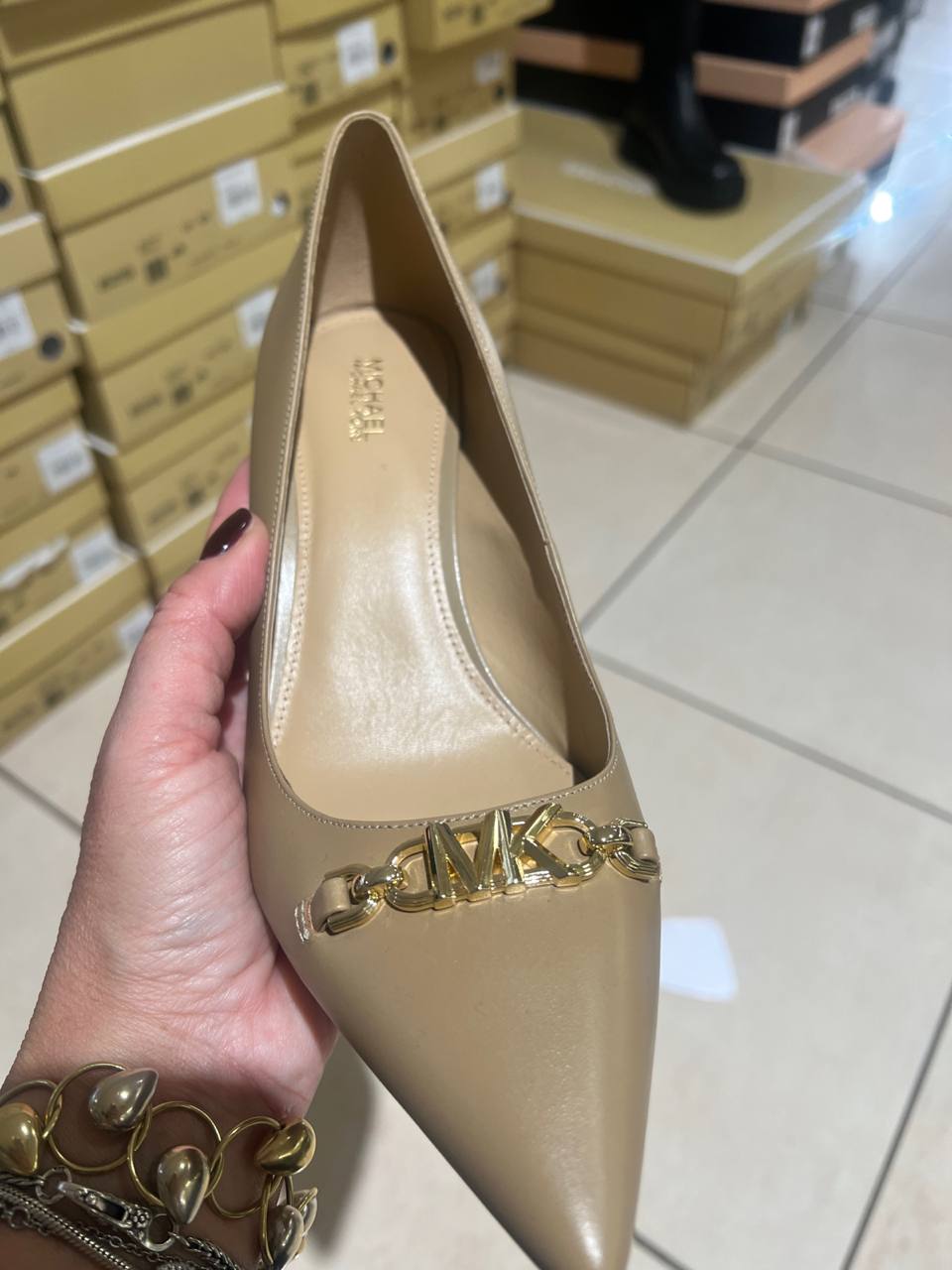 Фото Outlet