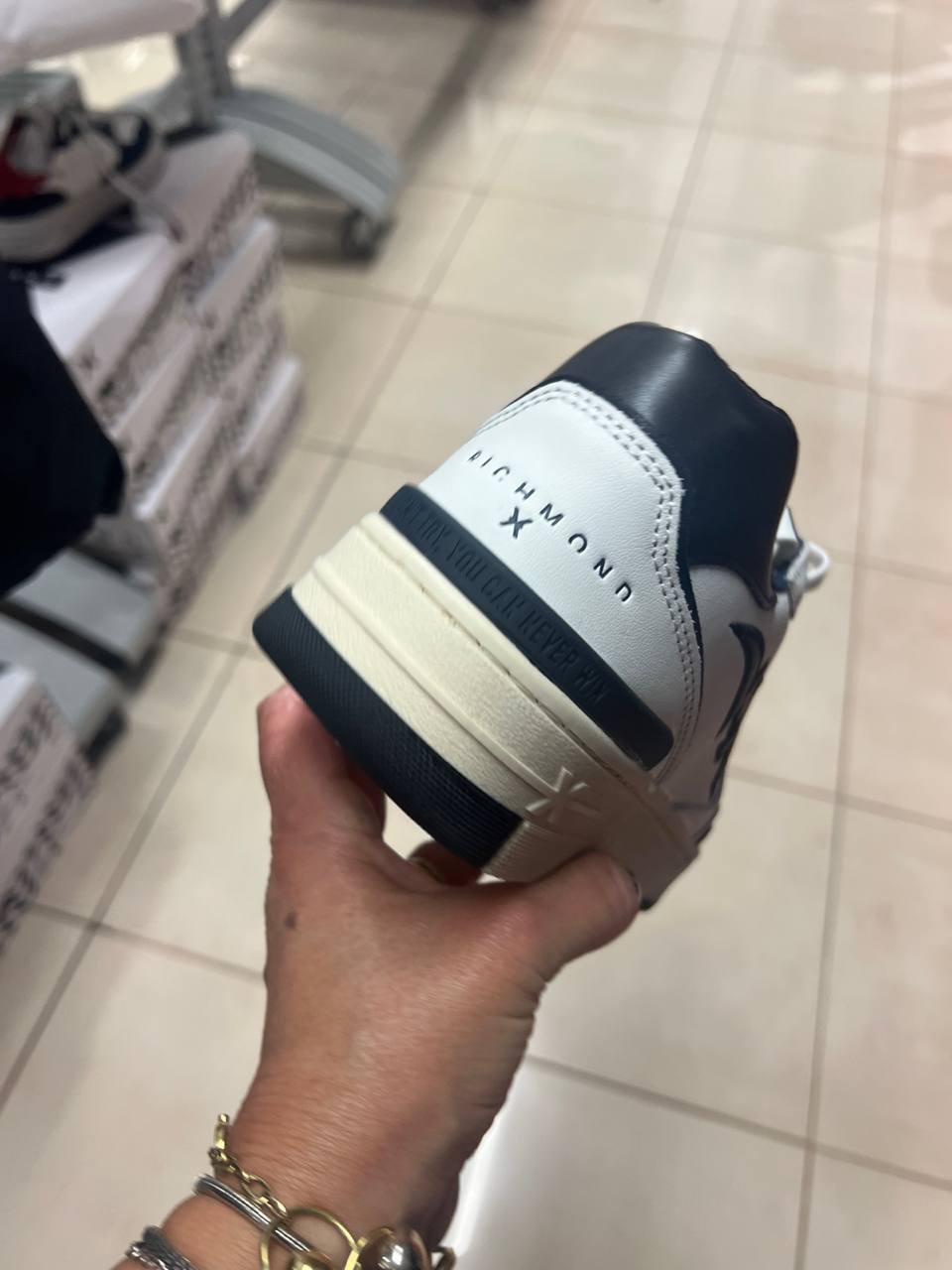 Фото Outlet